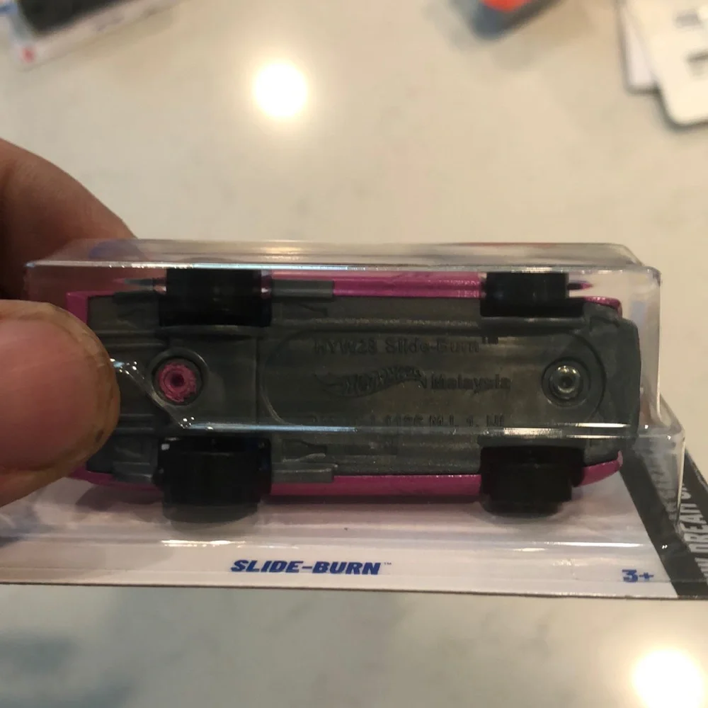 Pink Slide-Burn Toy Car